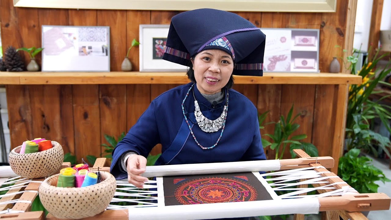Von Vorschlag zu Praxis: Wie eine Stickkunst Tradition neu belebt