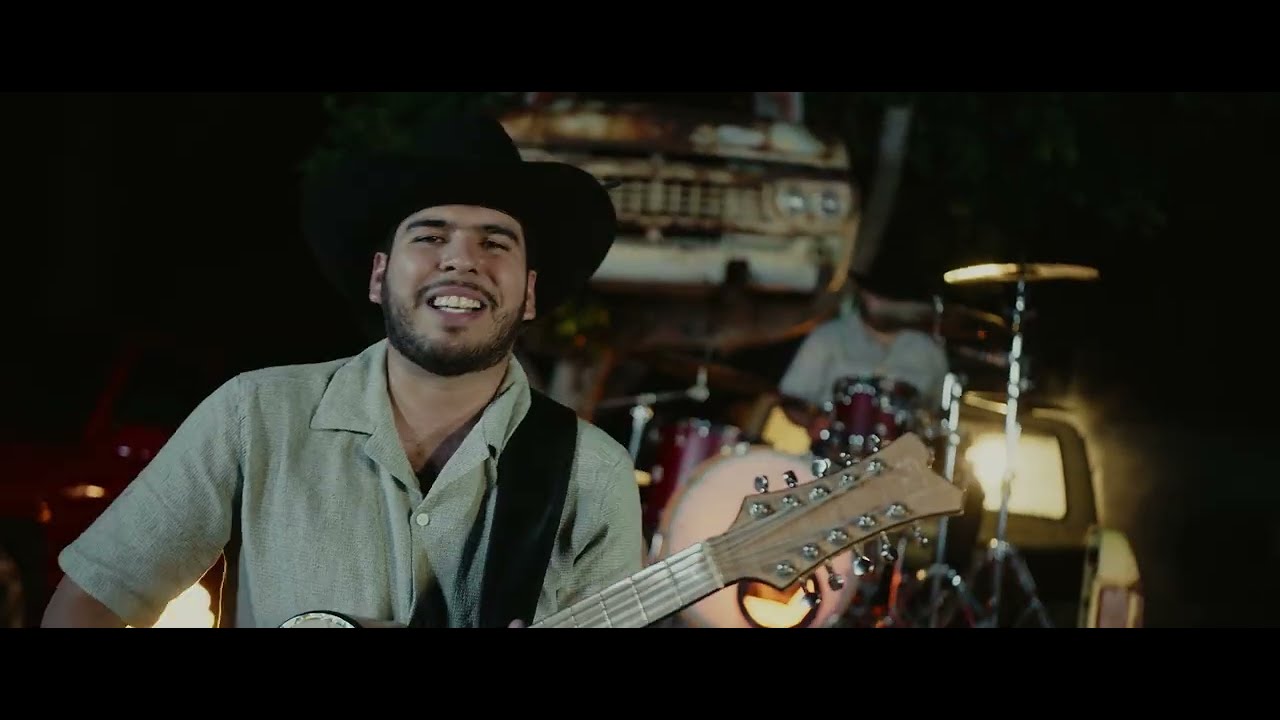 Grupo Primer Grado - Gallos Y Trocas [Official Video]