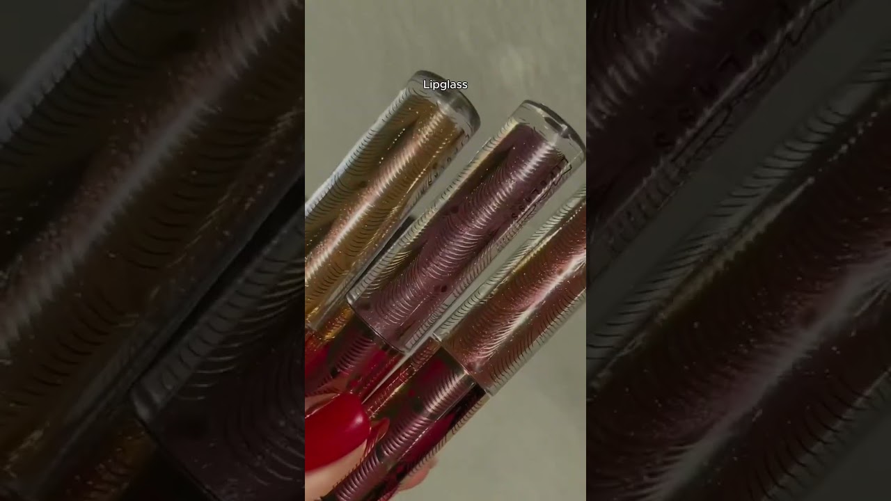 Unboxing and swatching the #MACHoliday colour collection!  #maccosmetics