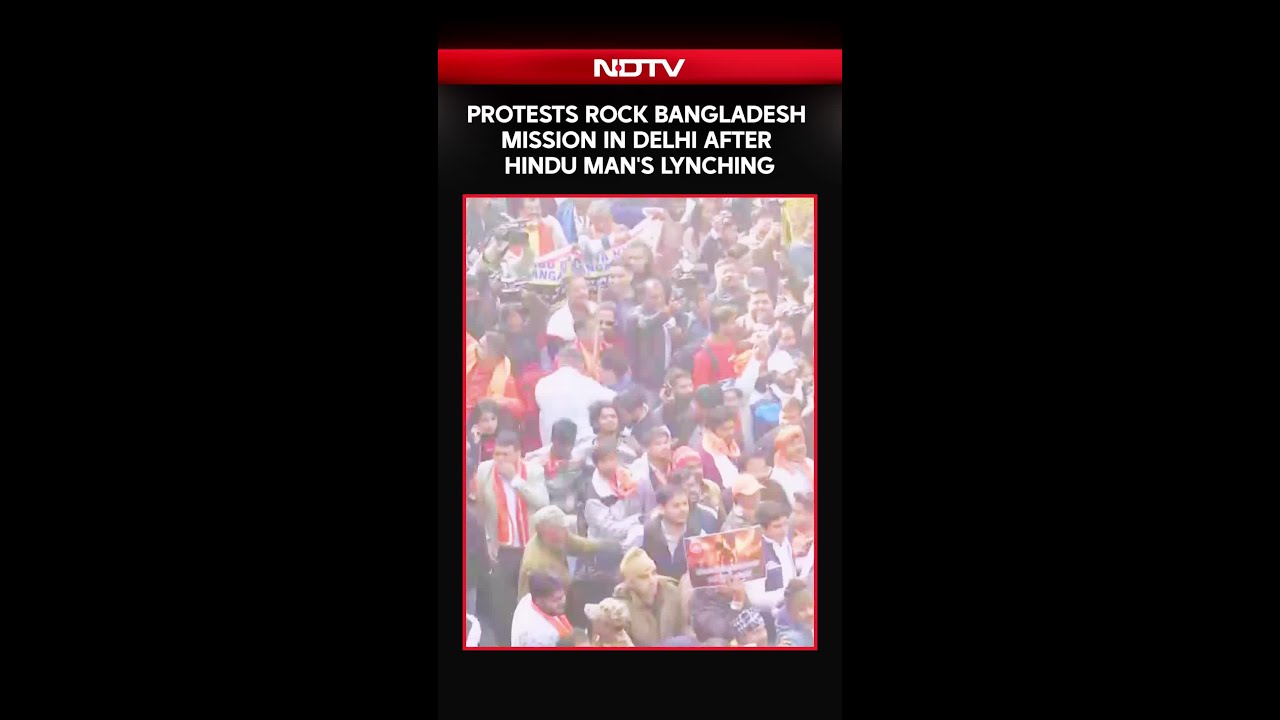 Protests Rock Bangladesh Mission in Delhi After Hindu Man's Lynching