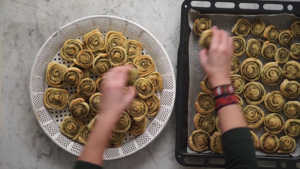 لفائف الزعتر (Cook Silvia Chiarantini-Director Alessandra Cinquemani)