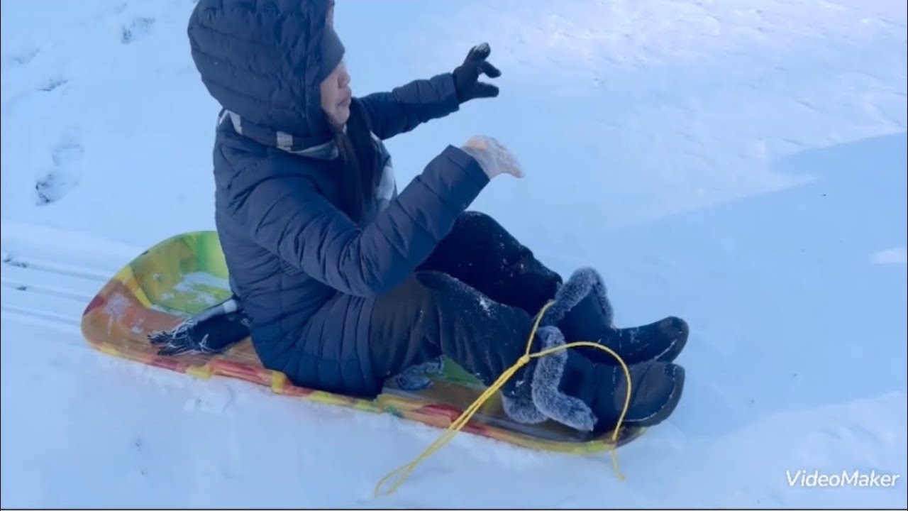 Sledding 🛷in the snow❄️🇺🇸Day 2 | We have so much fun 🤩 El Viaje de la Vida de Melz