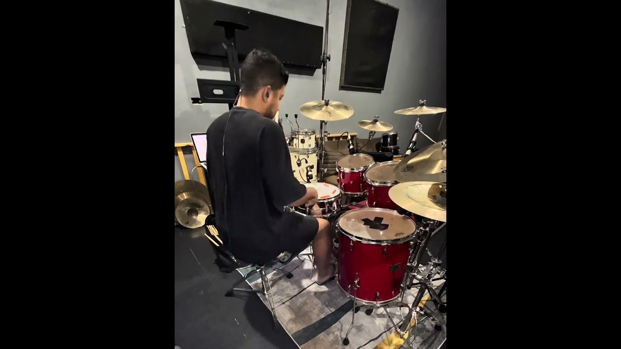 Drum cover SALMO 91 - @cantoraeliaoliveira 