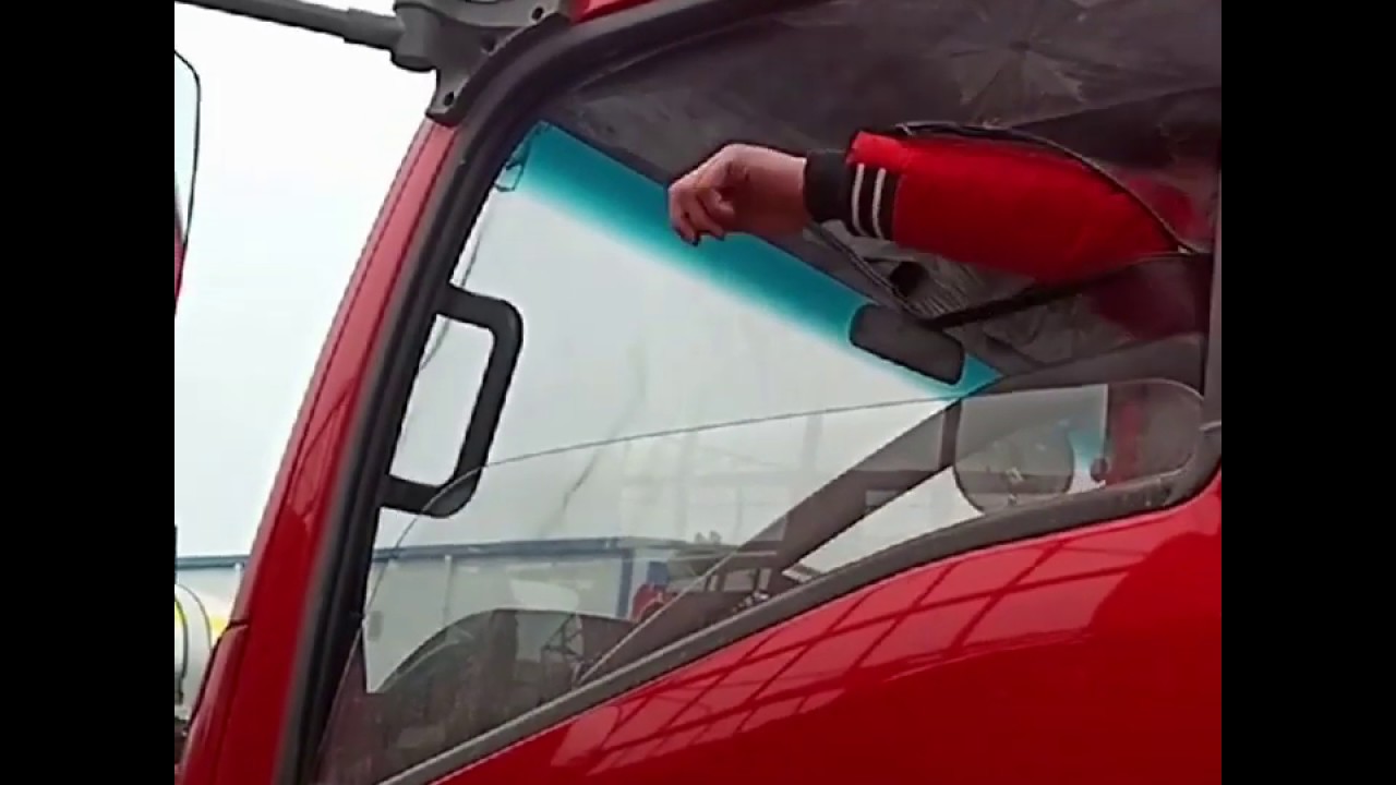 Concealed anti-mosquito window screens for trucks