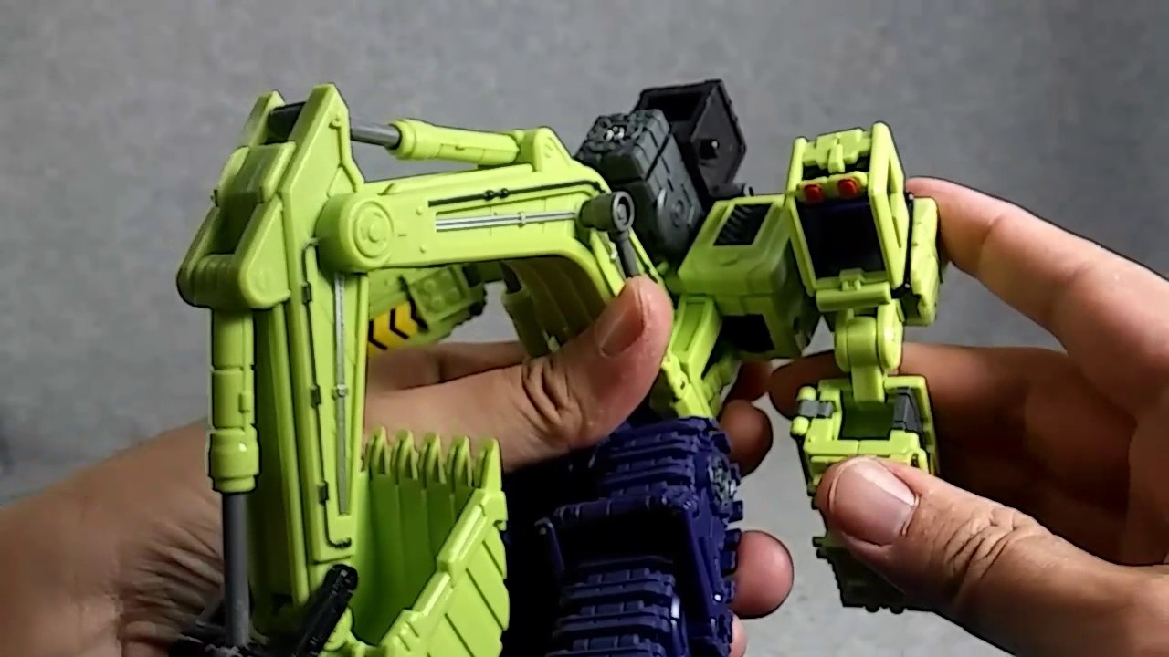 Toyworld Constructor box set review part 1 3rd Party Devastator