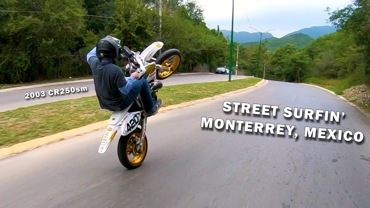 Wheelie Practice with My Homie!!! Supermoto CR250 + CRF450R (Monterrey, Mexico)