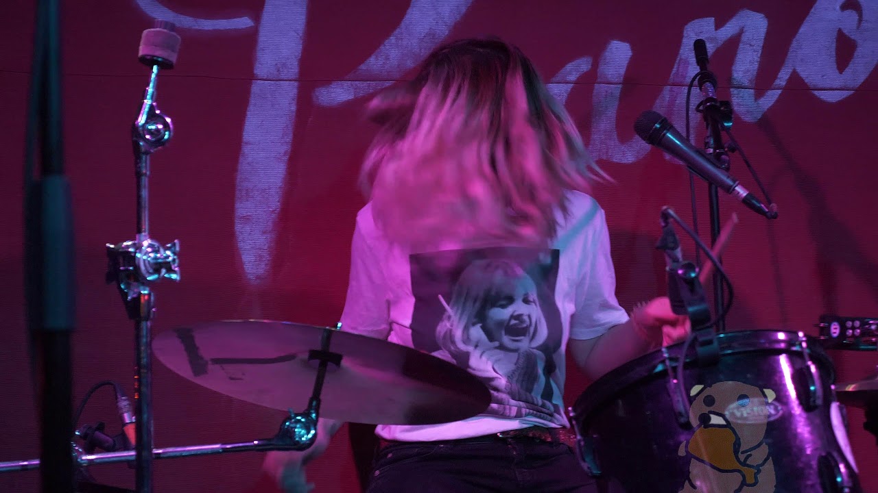 Juniore - Panique [4K] (live @ PIanos 6/13/18)