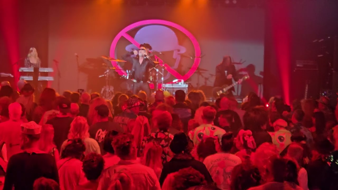 Men Without Hats Moonbeam 1st Set 80's Cruise 