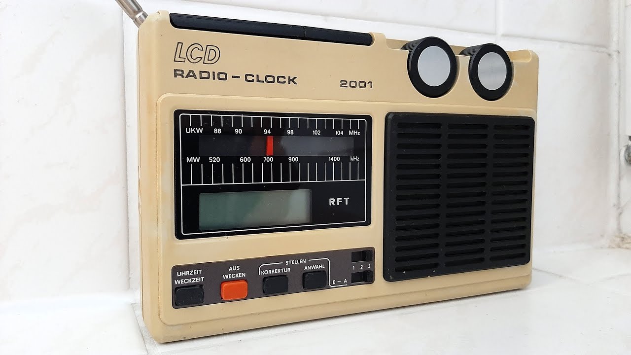 DDR Radio-Clock RC2001 - Mikroelektronik 'Anna Seghers'