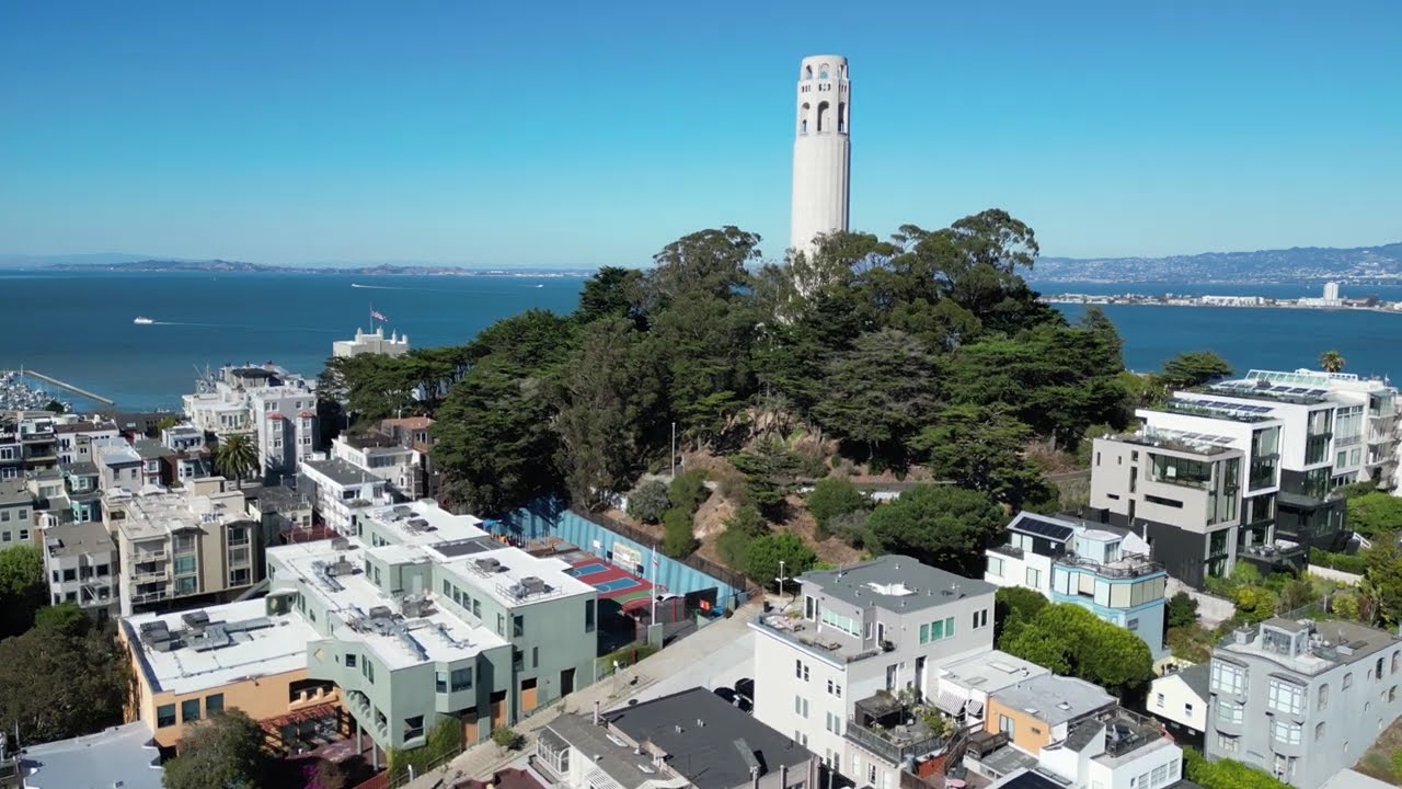 San Francisco - Telegraph Hill - Coit Tower - Chinatown - Pyramid - Drone