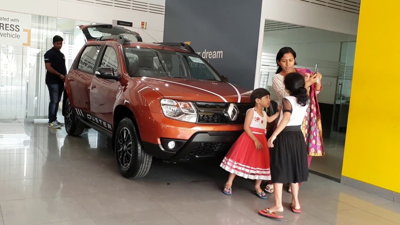 Uncovering and Taking Delivery of Renualt Duster with Family|Documentation to Delivery Walkthrough