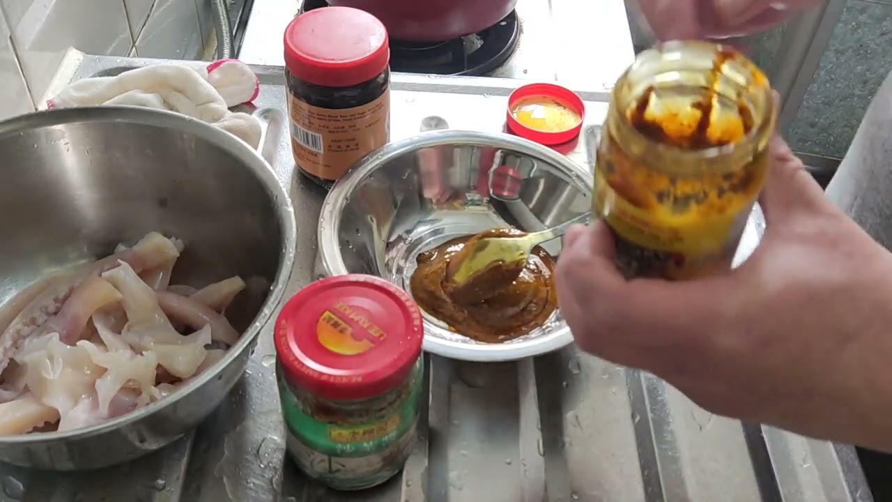 星期一教室(咖哩豬皮蘿蔔魷魚)