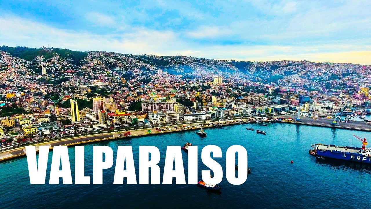 VALPARAISO - CHILE. Drone Aerial Footage - DJI Phantom 4 Drone Flying Over The City in 4k
