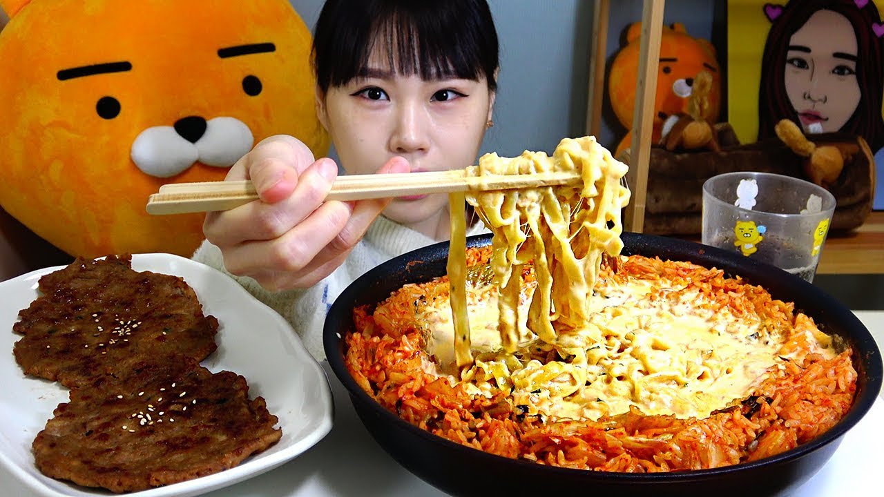 김치볶음밥 안에 크림파스타ㅠㅠ 먹방 Mukbang