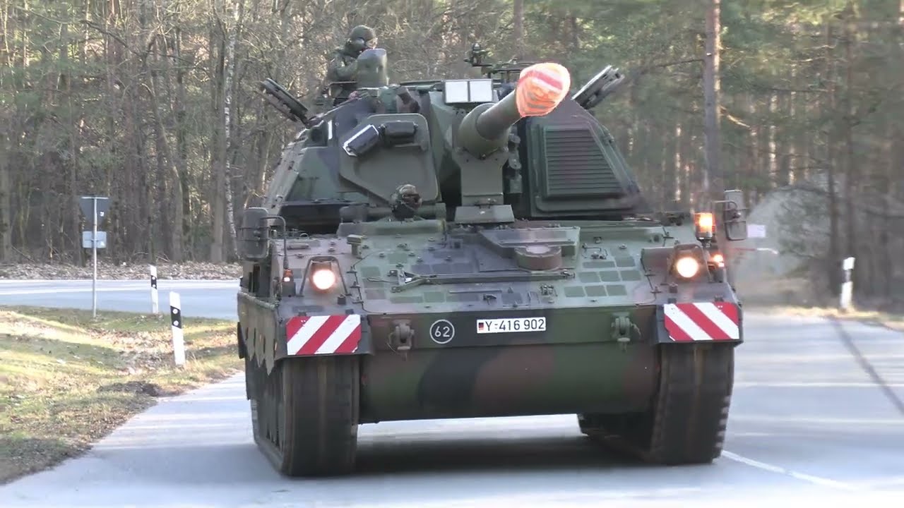 8xSchützenpanzer Puma 2xBergepanzer 3xPanzerhaubitze2000, ! German Bundeswehr on the Road !*4K