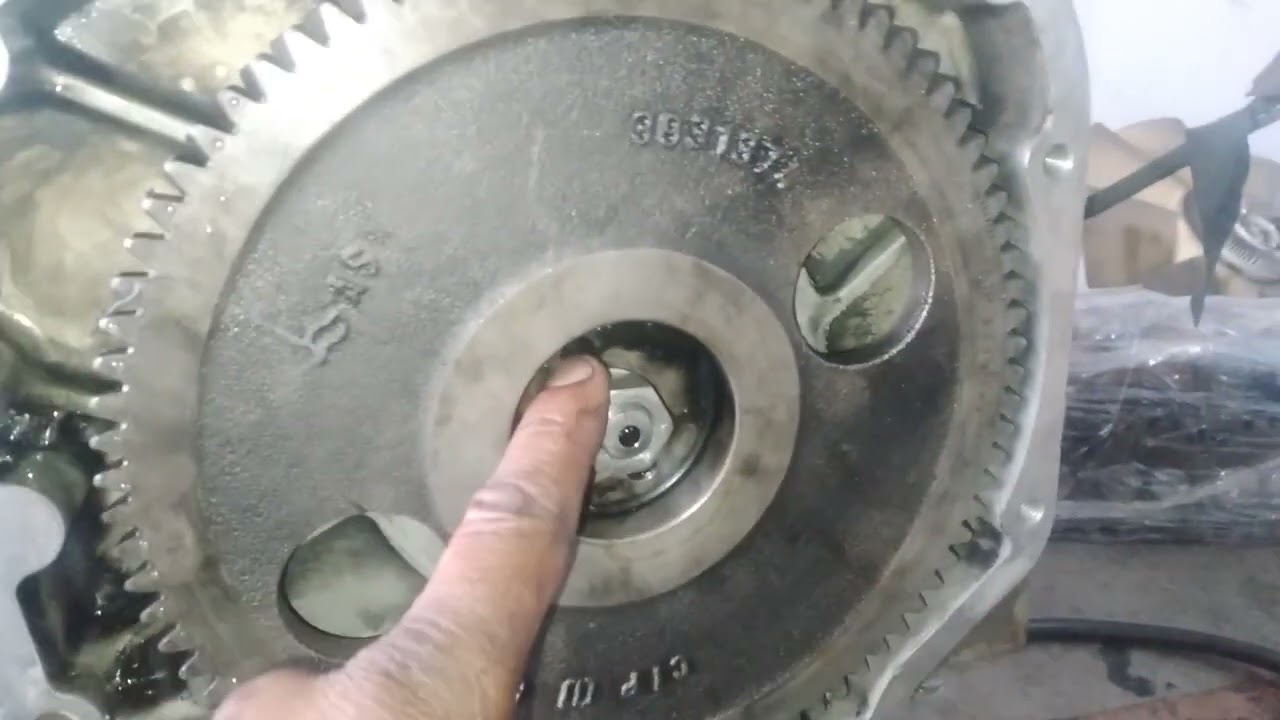 COMO INSTALAR A BOMBA INJETORA DO MOTOR CUMINS SERIE C