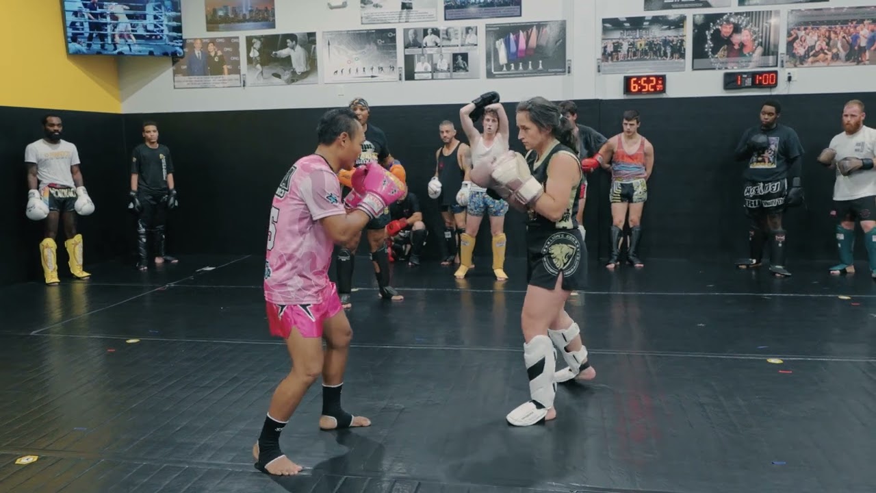 Семинар SAENCHAI в Headkicks!