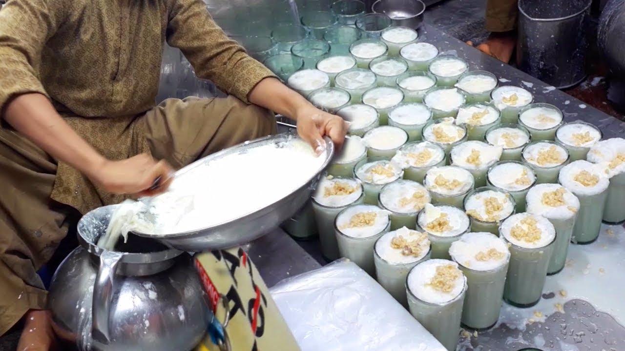 500 KG Curd Lassi | Fastest Lassi Makers | Huge Lassi Making in Pakistani Food Street