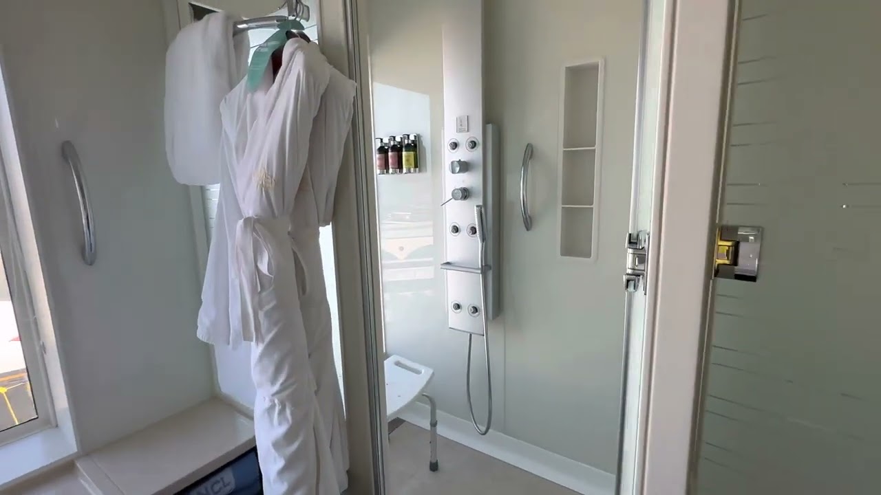 Cabin #17712 Norwegian Escape 2-Bedroom Suite Villa Room Tour