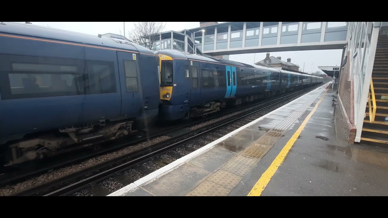 16/2/26 Southeastern 375922  London Victoria Service Sittingbourne Railway Station Sunday 