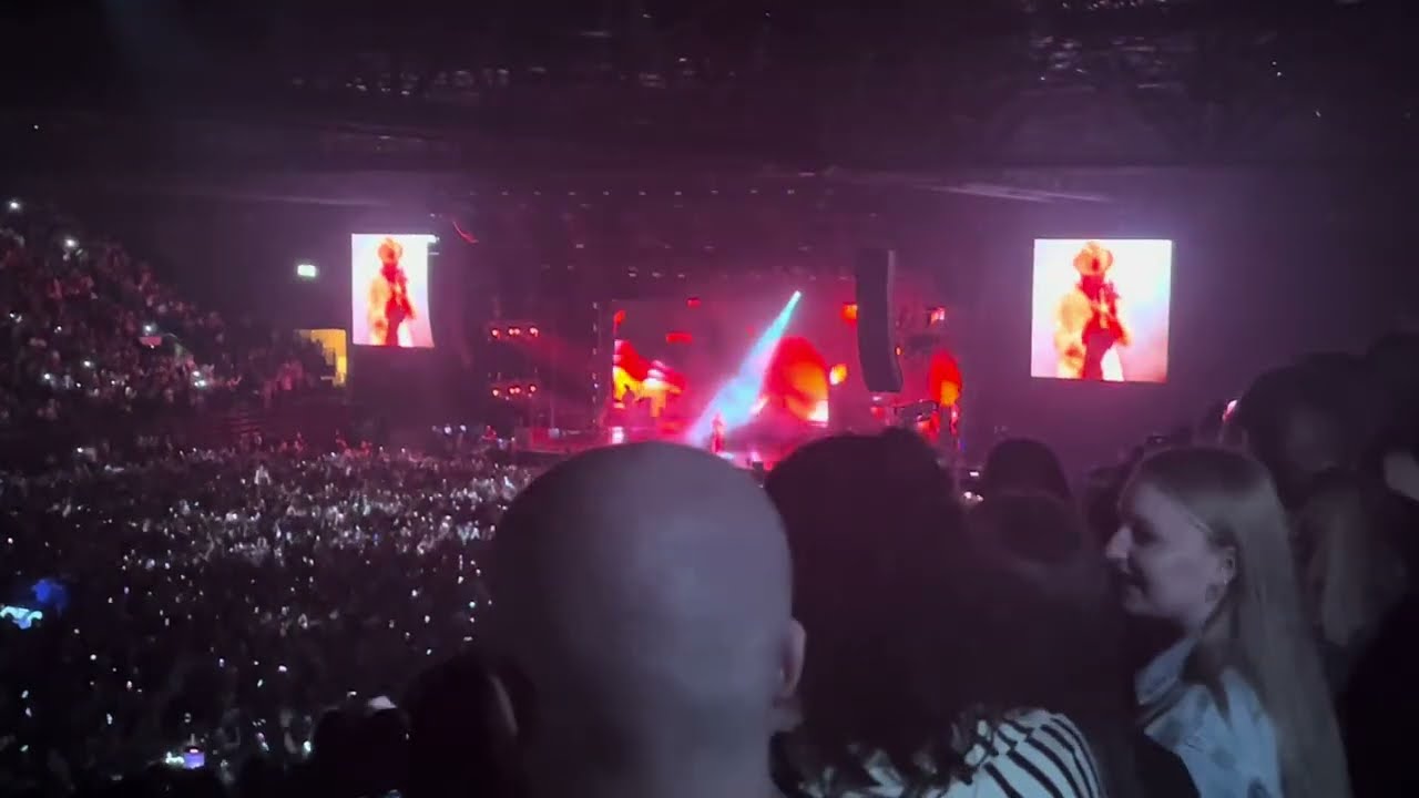 Neyo at Birmingham Resorts Arena (Champagne And Roses Tour) On 15th March 2024