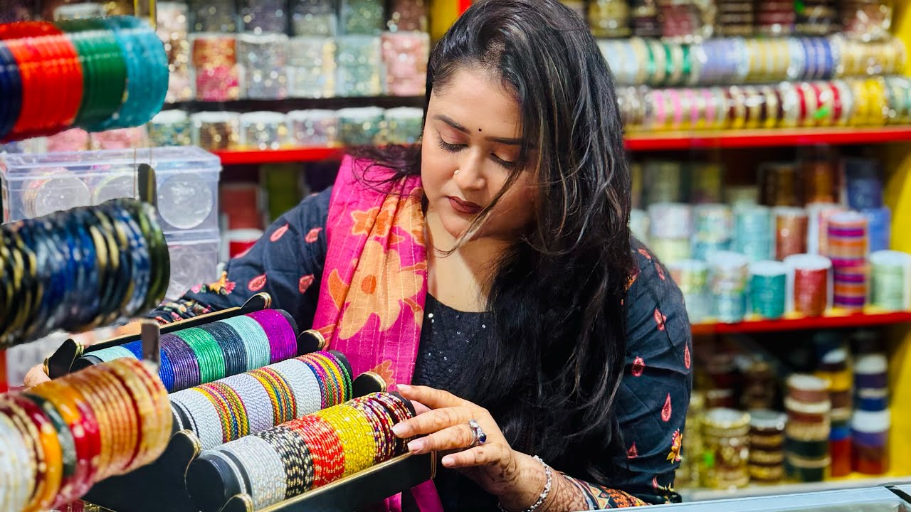 ঈদের খুশি দ্বিগুণ বেশি শখের চুরি তে‌ চলে এসেছে কিন্ত আপনার পছন্দের সব ইন্ডিয়ান পাকিস্তানি চূড়া