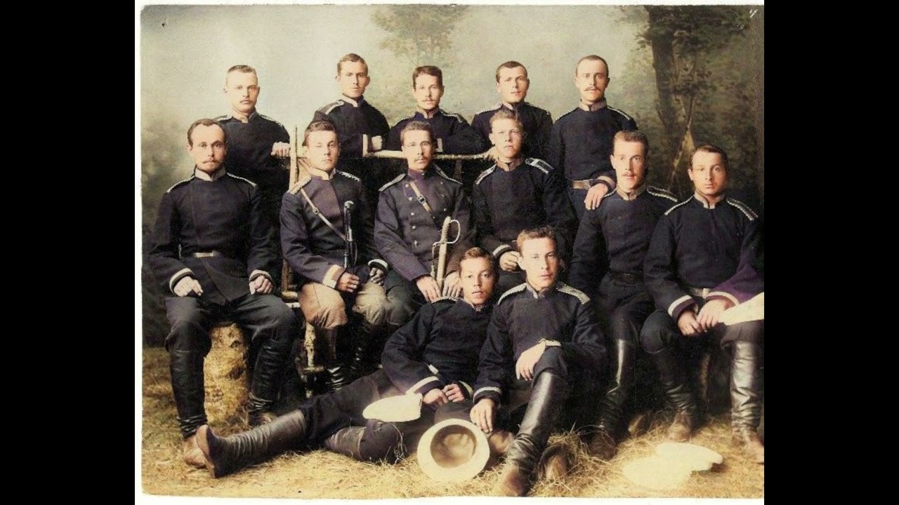 Группа юнкеров Иркутского юнкерского училища. Около 1895 г.