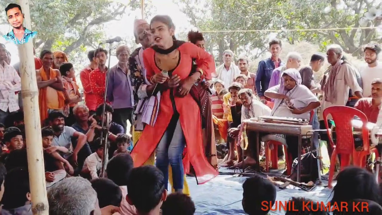 Komal Yadav ke nach program Austered   Shoes comedy 😂#Video #bhojpurinews #SUNIL_KUMAR_KR