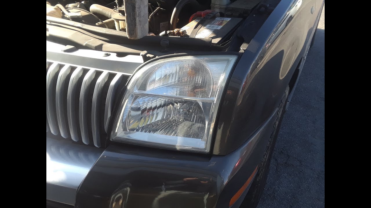 Mercury Mountaineer Ford Exporer Head Light Bulb Replacement