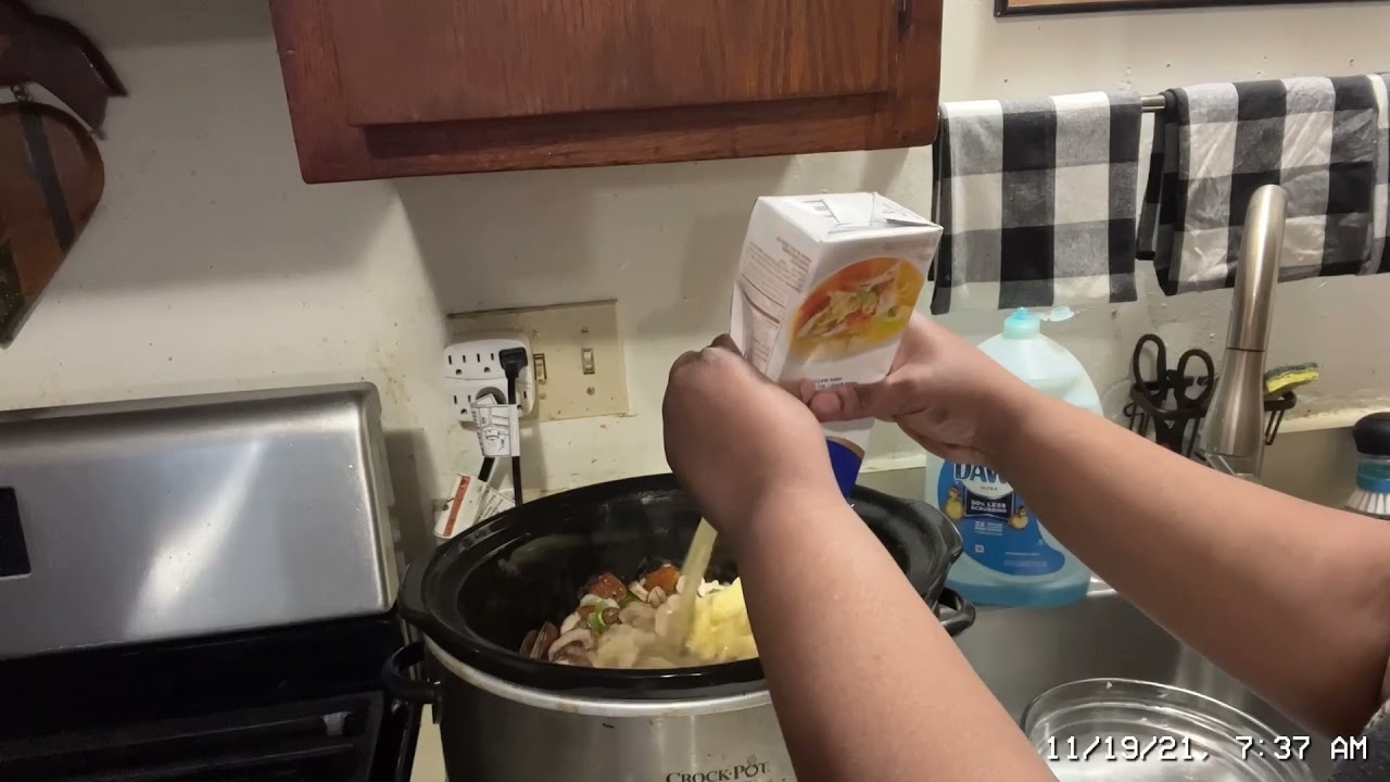 Crockpot chicken and rice￼
