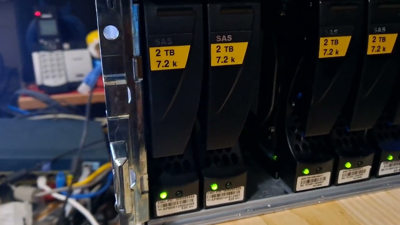 Dell EMC KTN-STL3 Interposer and Noise Level Demo and Review JBOD Shelf