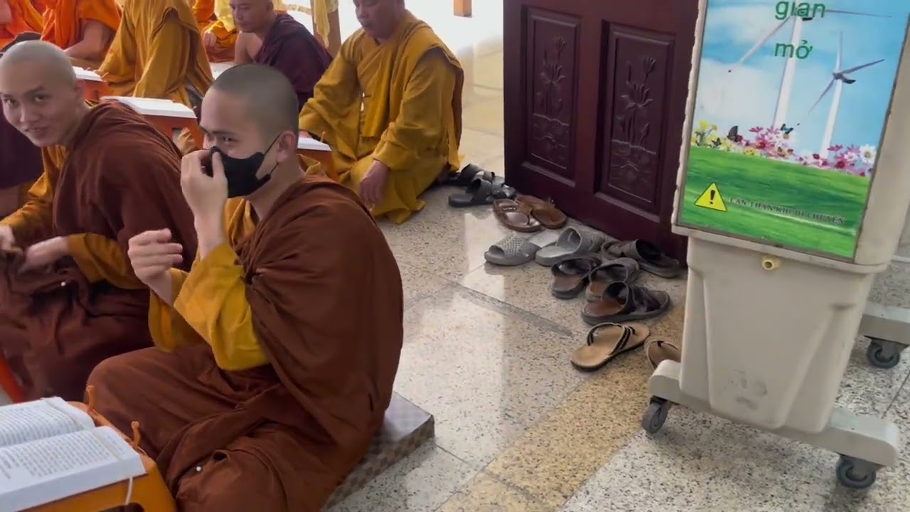 Pháp Hội Trì Kinh: Ma Ha Bát Nhã Ba La Mật. Hết Tập 3: Phẩm Thiện Đạt - Thứ Bảy Mươi Chín.