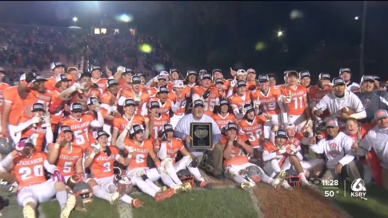 Atascadero defeats Pioneer Valley to secure CIF Central Section Championship