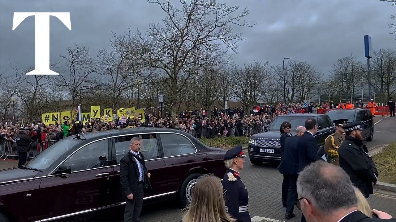 King Charles faces anti-monarchy protest on walkabout in Milton Keynes