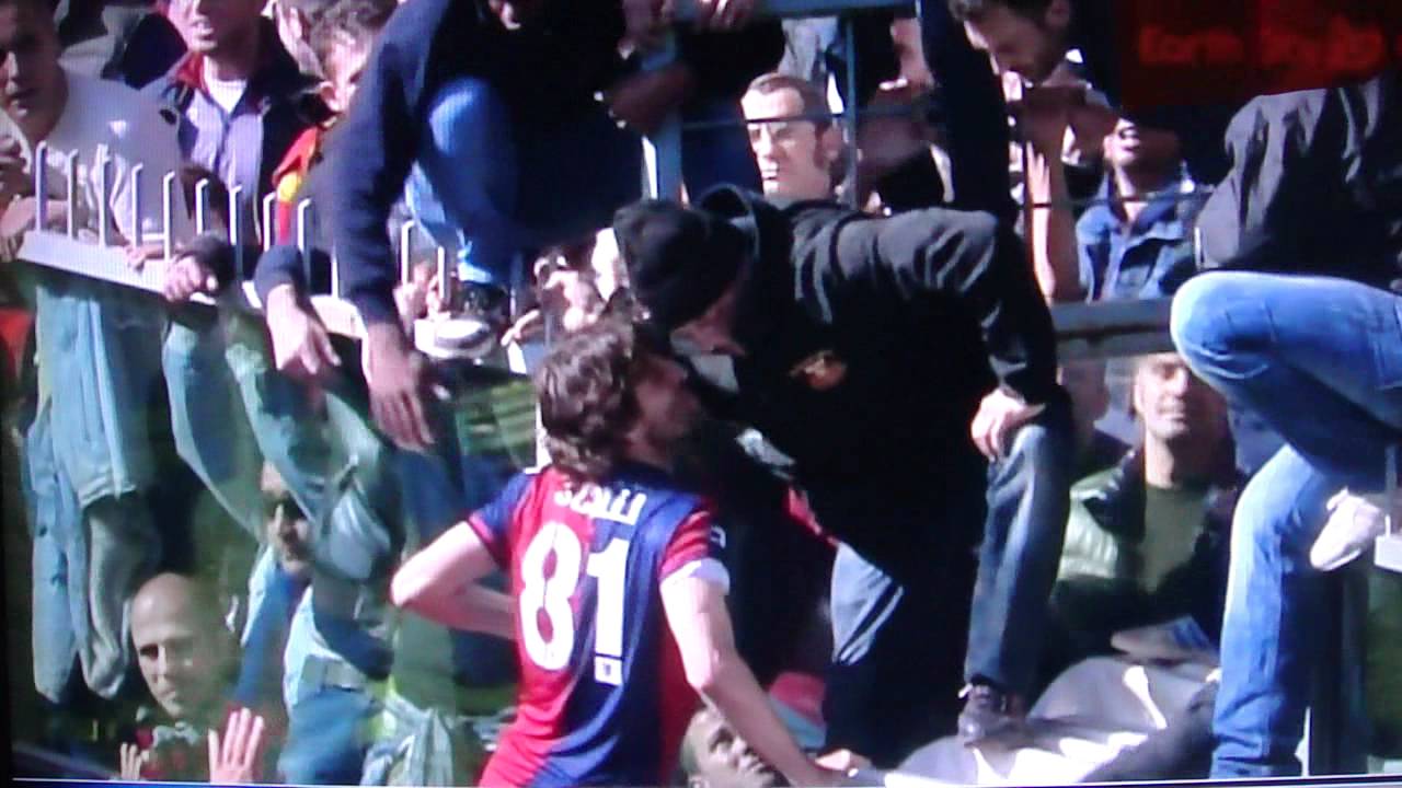 Genoa - Siena CONTESTAZIONE dei tifosi!