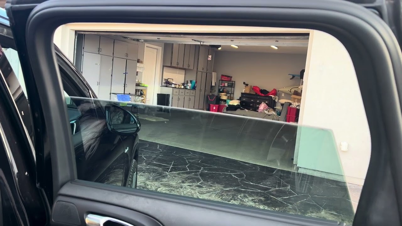 Cayenne R:R sunshade