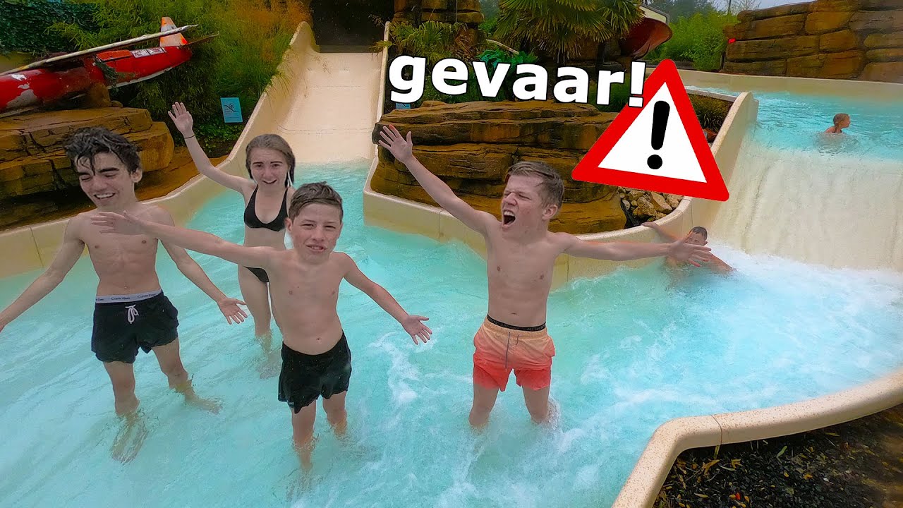 Tropisch zwembad helemaal voor ons alleen *ENORME WILDWATERBAAN*