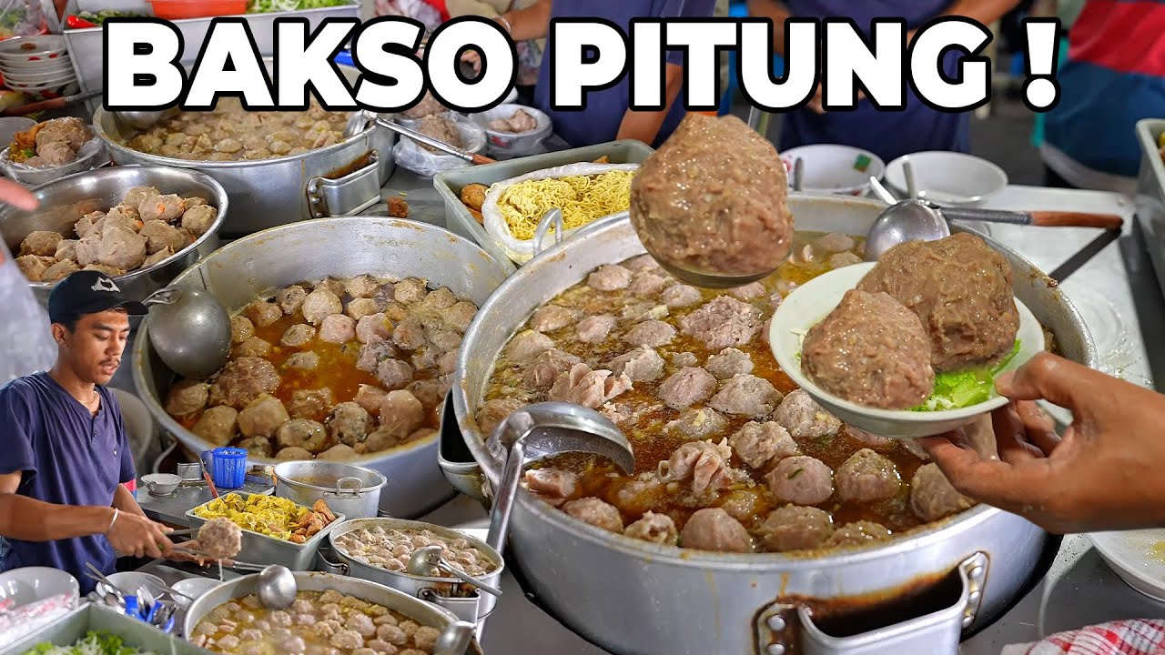 150 KILO BAKSO NUMPUK, PEMBELI RELA ANTRI KE GANG KECIL INI !