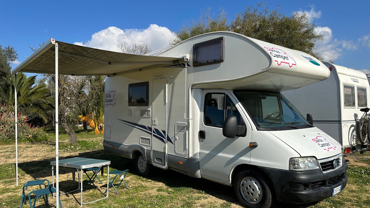 Camper mansardato Mc Louis Glen   _ Noleggio a Cagliari in Sardegna