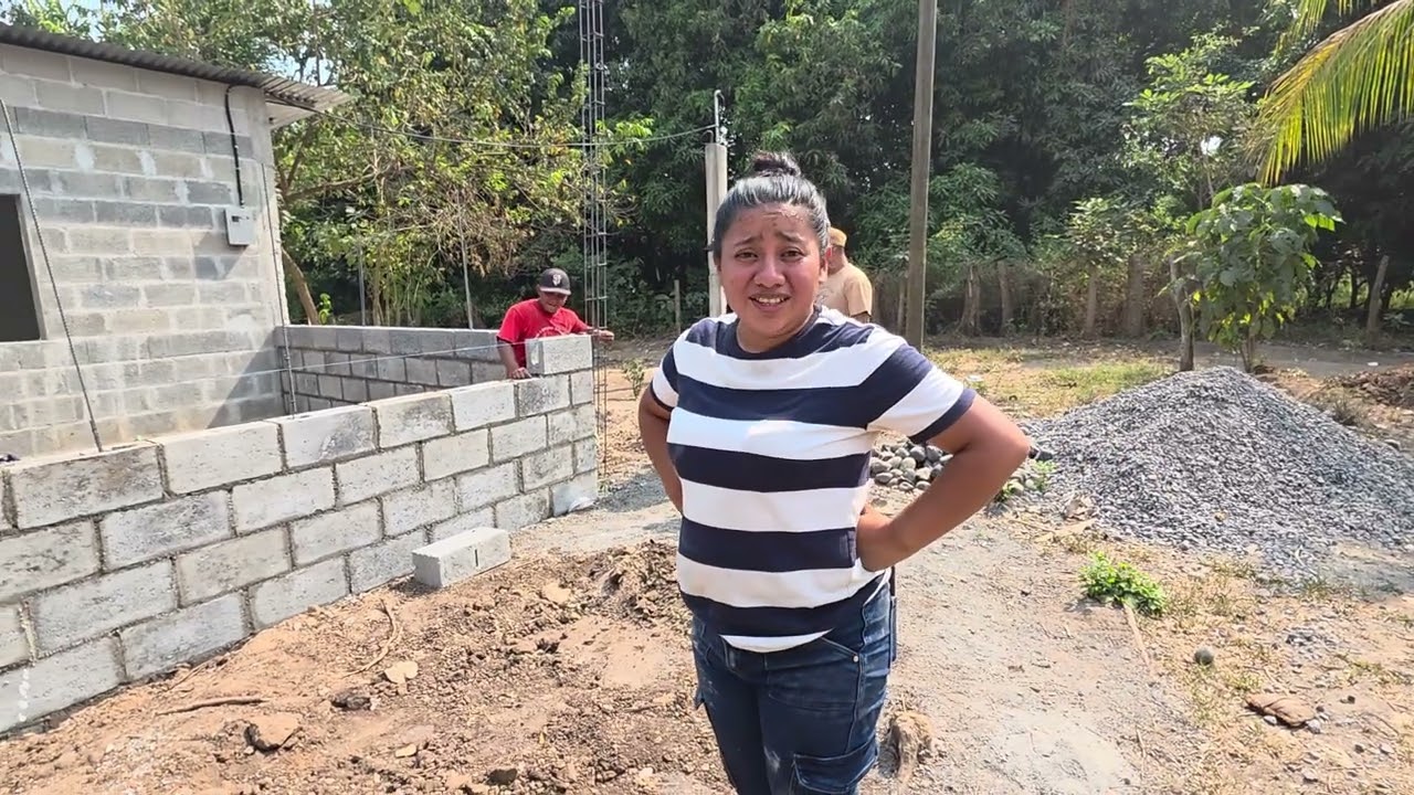 Dorcas esta muy agradecida por las ayudas que lean dado. 