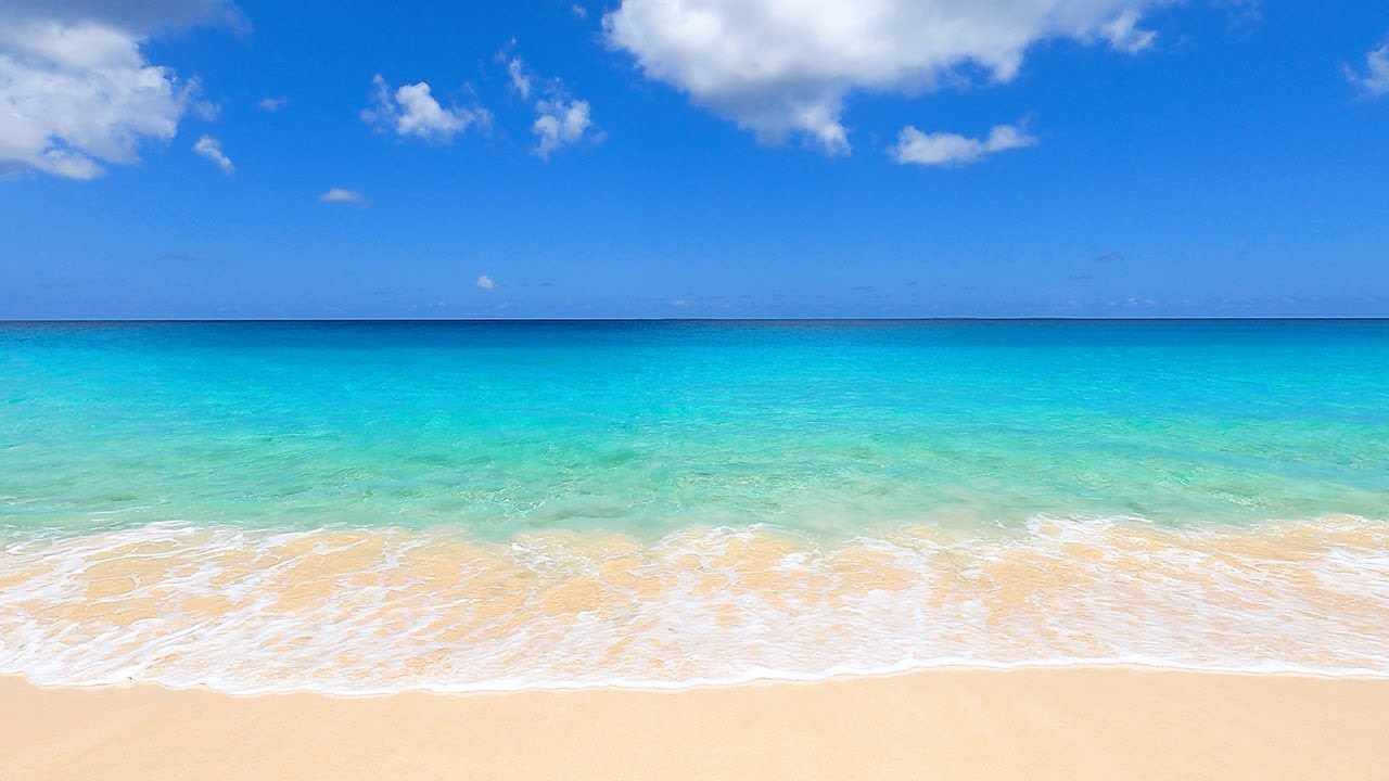 Calming Waves: Relaxing Beach Waves From Meads Bay (4K)