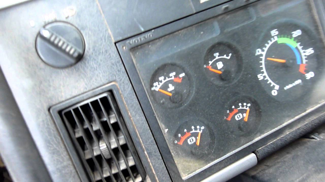 Camion Fourgon Volvo FL611