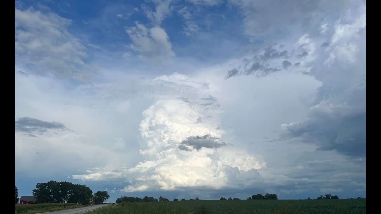 August 19th Stormchasing Timelapse in Northern Iowa