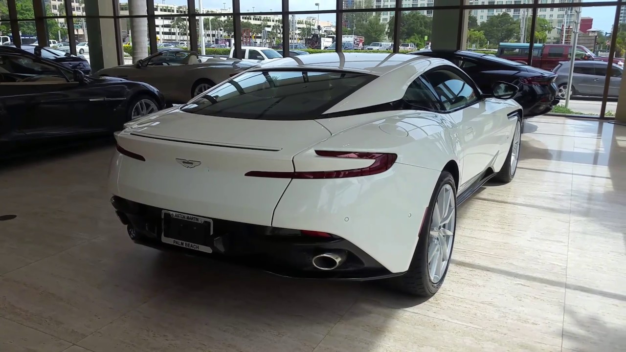 Aston Martin DB11 start and rev.