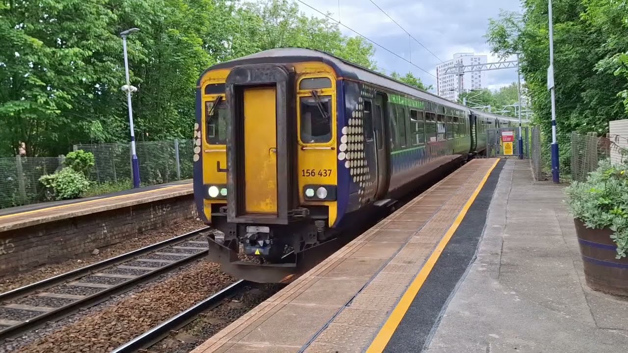 Trains at Pollokshaws West 15/6/24