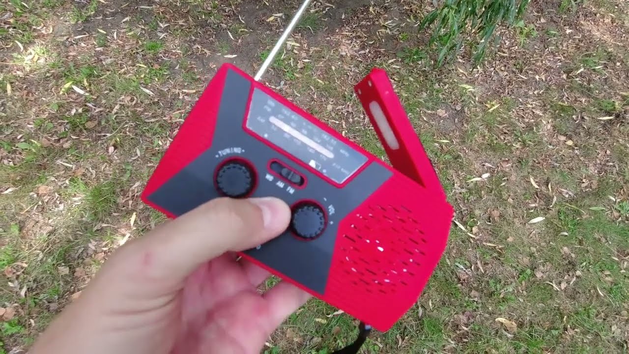 Odbiornik radiowy na korbkę - na wypadek wojny, kataklizmu lub blackoutu