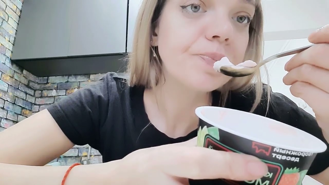 Asmr EATING YOGURT 