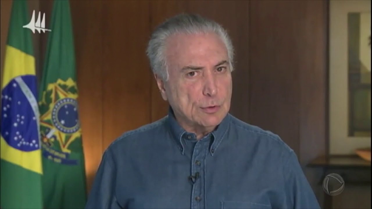 Michel Temer faz pronunciamento sobre a nova lei trabalhista nas redes sociais