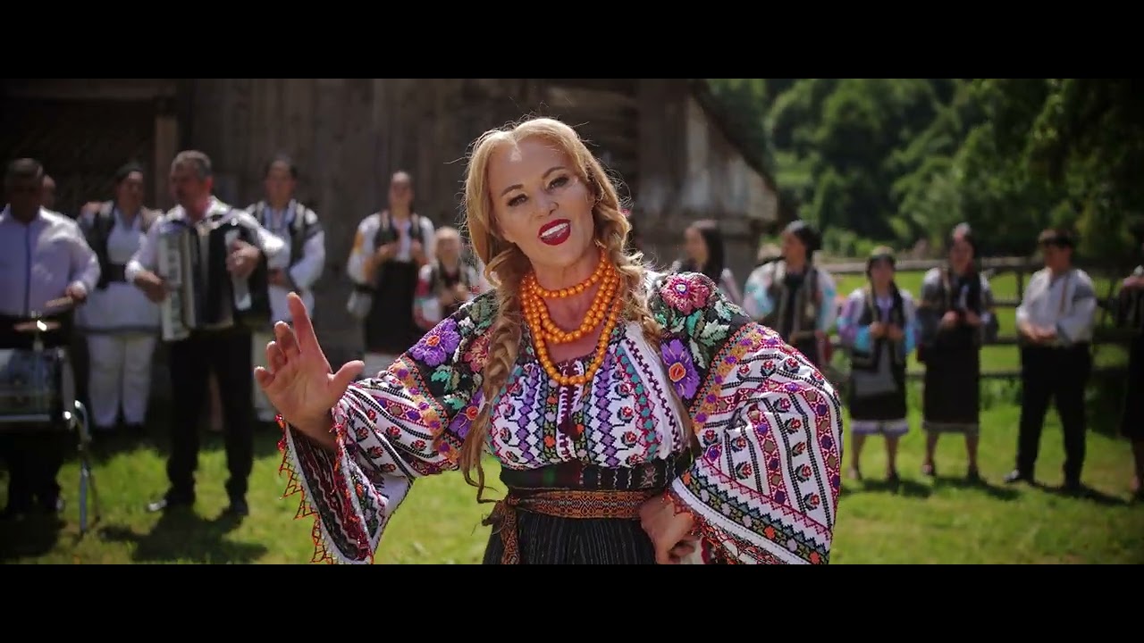 Mihaela Lomoră - La St&acirc;nă la Marian (C&acirc;ntec Ciobănesc Tradițional)
