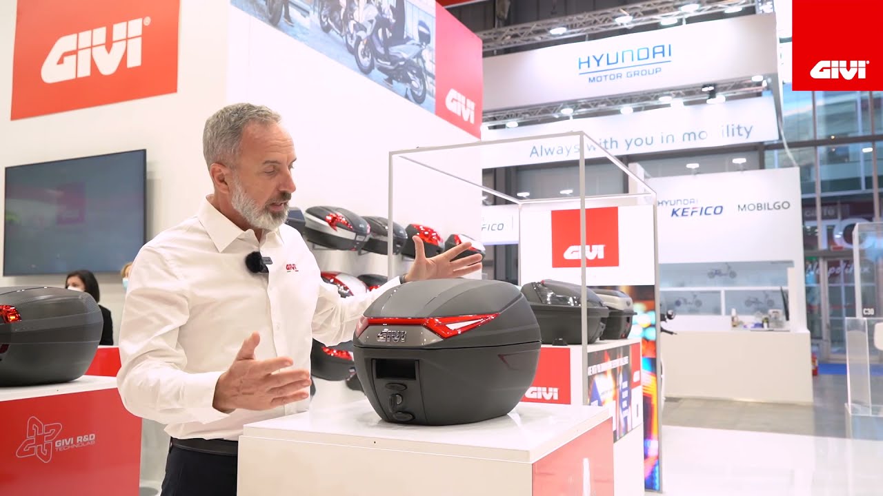 GIVI C30 NEW MONOLOCK TOP-CASE @ EICMA 2021